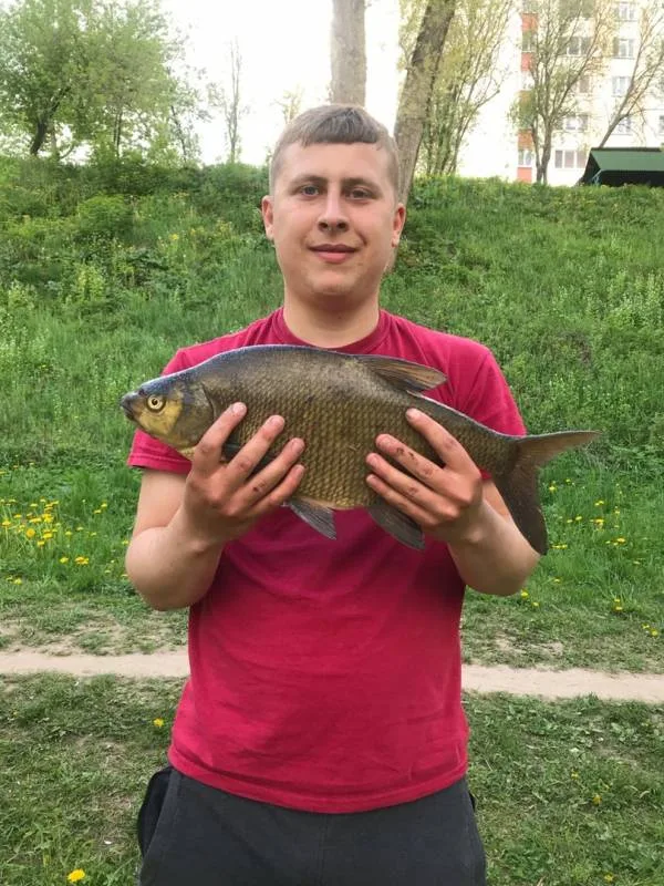 Лещ