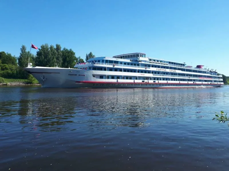 Лещ, Окунь
